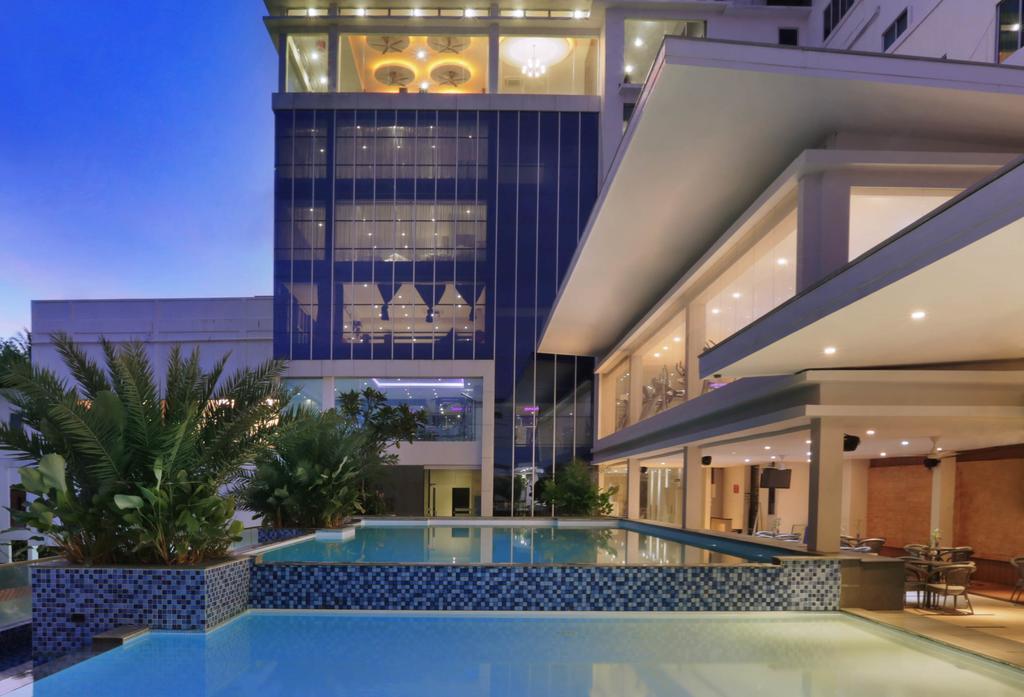 Aston Karimun City Hotel Tanjung Balai Karimun Exterior foto